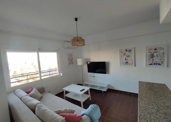 Apartamento En Primera Linea De Playa B Centro De Marbella